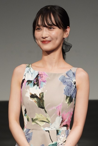 山下美月【写真：竹内みちまろ】