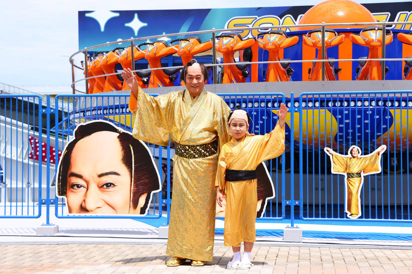 松平健がクルーズ船で登場！「八景島シーパラダイス」のイルカショーにサプライズ出演し大歓声！