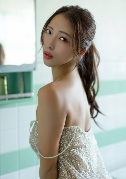 【デジタル限定】宇佐美なお写真集『U~BEST SELECTION』 撮影:西條彰仁