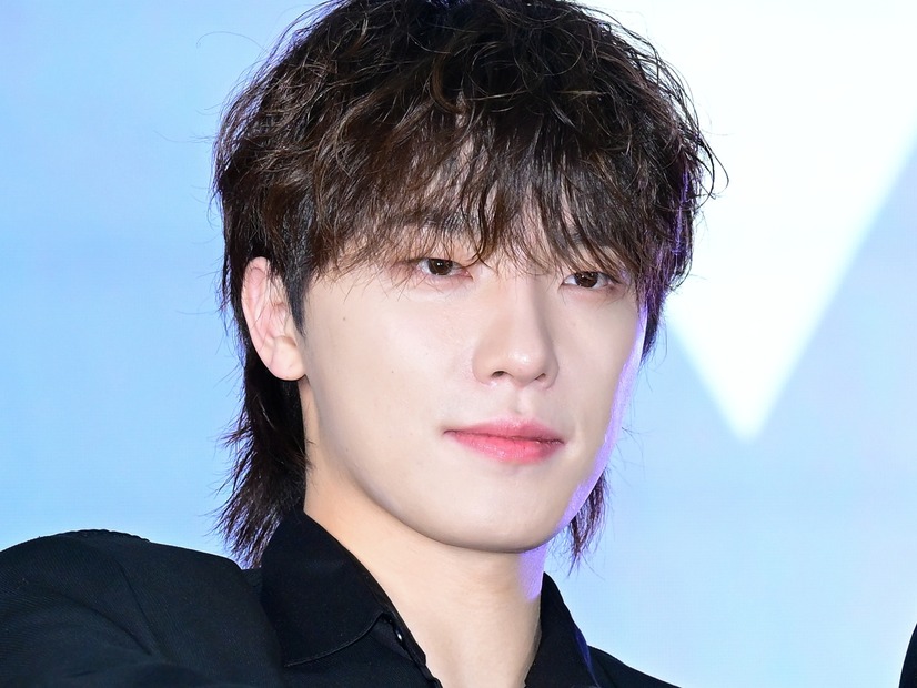 SEVENTEEN・ディノ、ソロでも人気証明！“サブキャラ”Picheolinの新AL『吉BOARD』が1位に