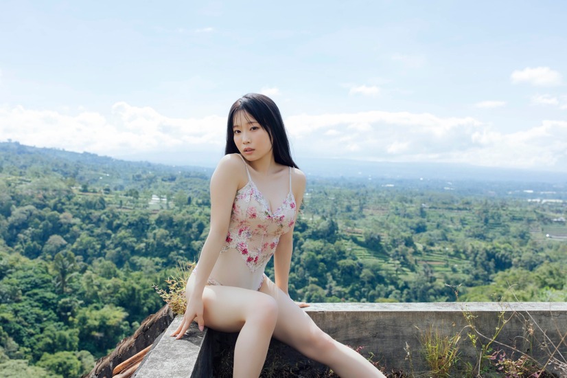 「岸みゆ セカンド写真集(仮)」(東京ニュース通信社刊)撮影/横山マサト