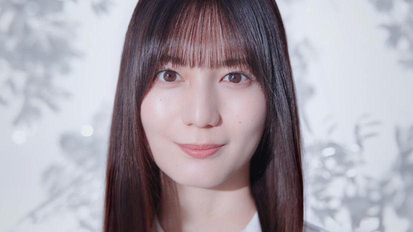 小坂菜緒　乃木坂46LLC / Seed&FlowerLLC