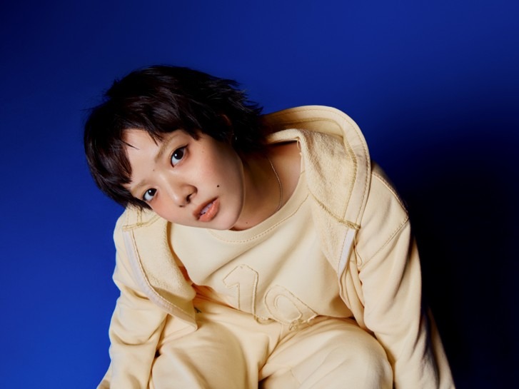 有村架純、赤坂で“通”な大人の過ごし方を探索！冷しみたらしや坐禅を体験