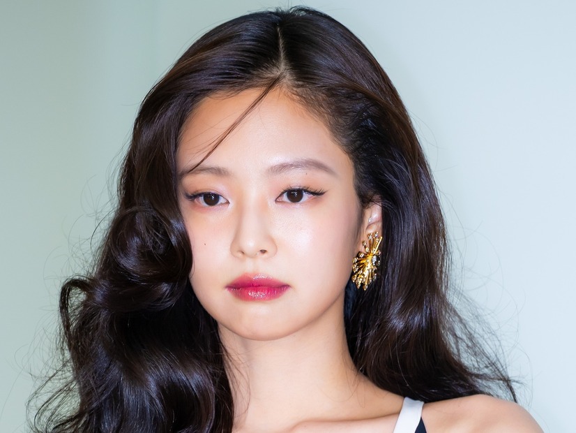 日本で撮影されたとされる“ポロリ動画”騒動のなか…BLACKPINK・ジェニー、意味深長な投稿が注目