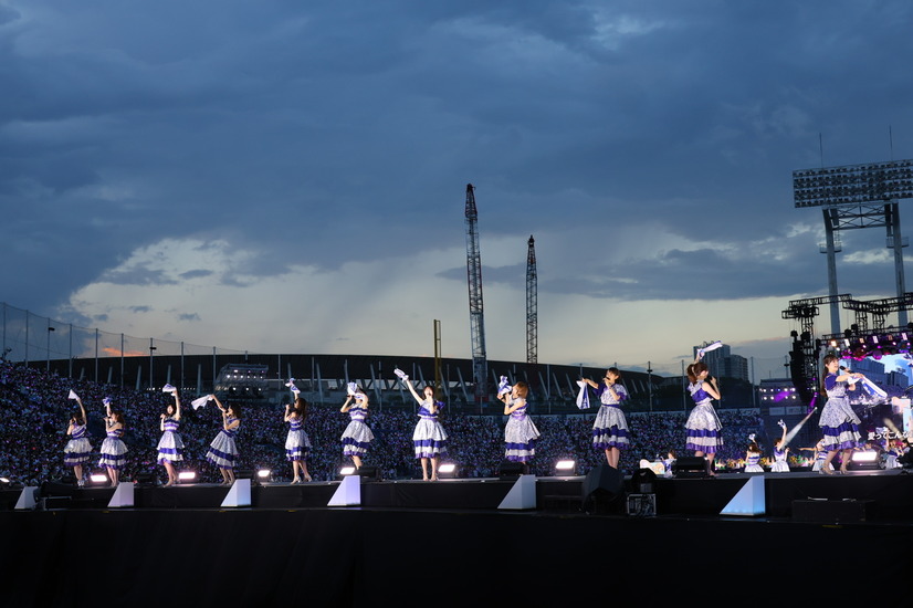 乃木坂46LLC