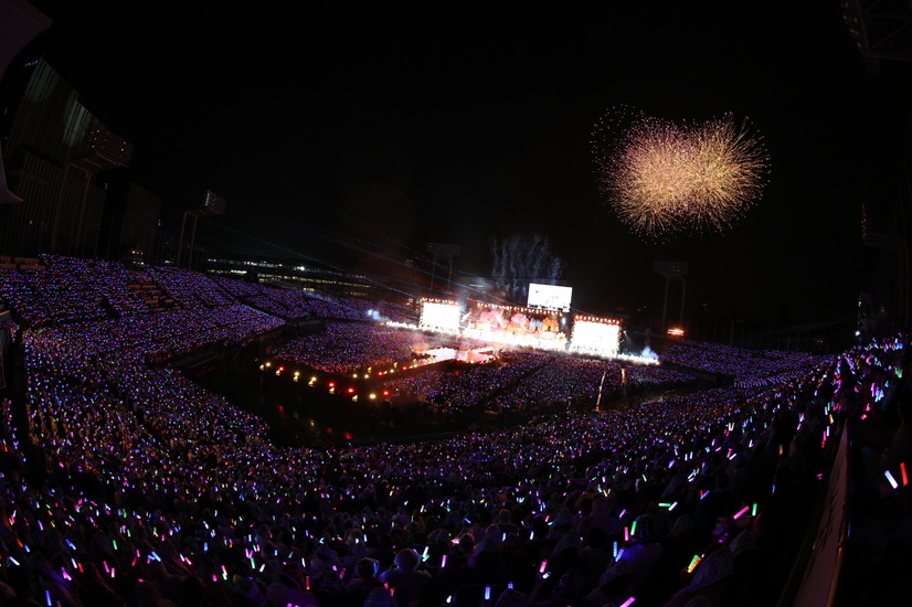 乃木坂46LLC