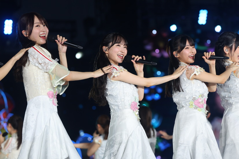 乃木坂46LLC