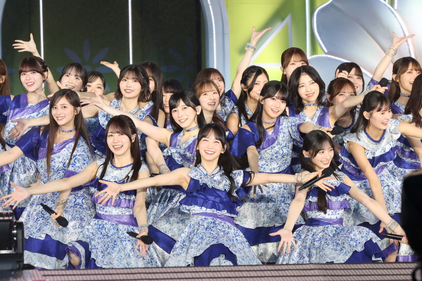乃木坂46LLC
