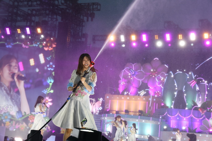 乃木坂46LLC