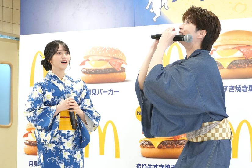 佐々木舞香、塩﨑太智【撮影：小宮山あきの】