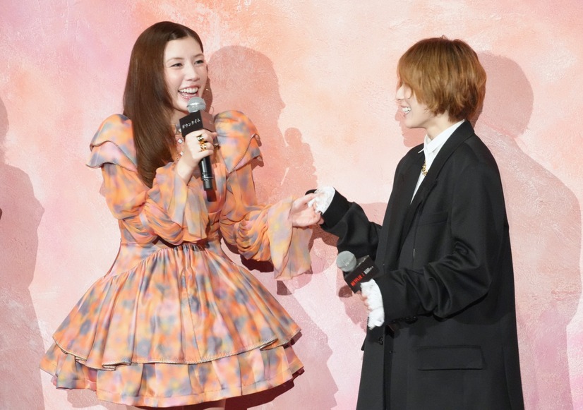 仲里依紗、松岡茉優【撮影：小宮山あきの】