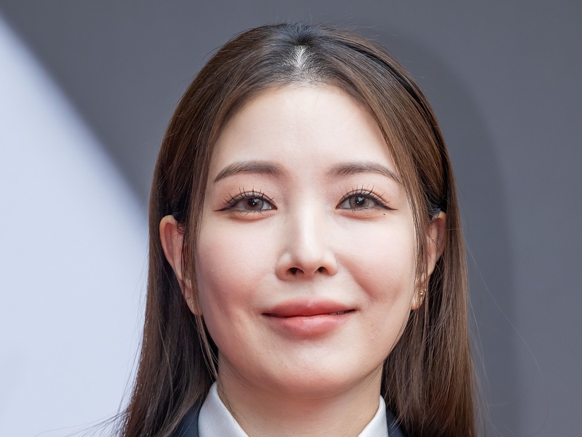 「引退なんて考えないで」BoA、行く先々でファンに遭遇！デビュー26年目も“世界的人気”健在