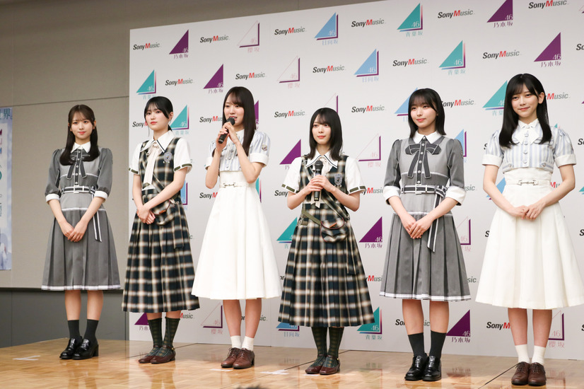 （左から）日向坂46・上村ひなの、櫻坂46・的野美青、乃木坂46・賀喜遥香、櫻坂46・森田ひかる、日向坂46・大野愛実、乃木坂46・池田瑛紗【撮影：平木昌宏】