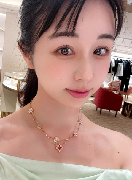 くりえみ(写真はくりえみの公式インスタグラムから)※所属事務所に掲載許諾をもらってます