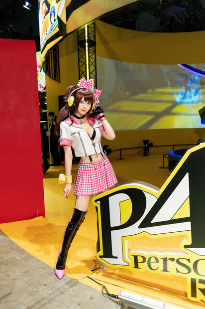 久慈川りせ『ペルソナ4 リバイバル』/えなこ(X:@enako_cos)