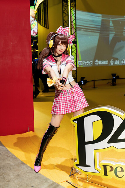 久慈川りせ『ペルソナ4 リバイバル』/えなこ(X:@enako_cos)