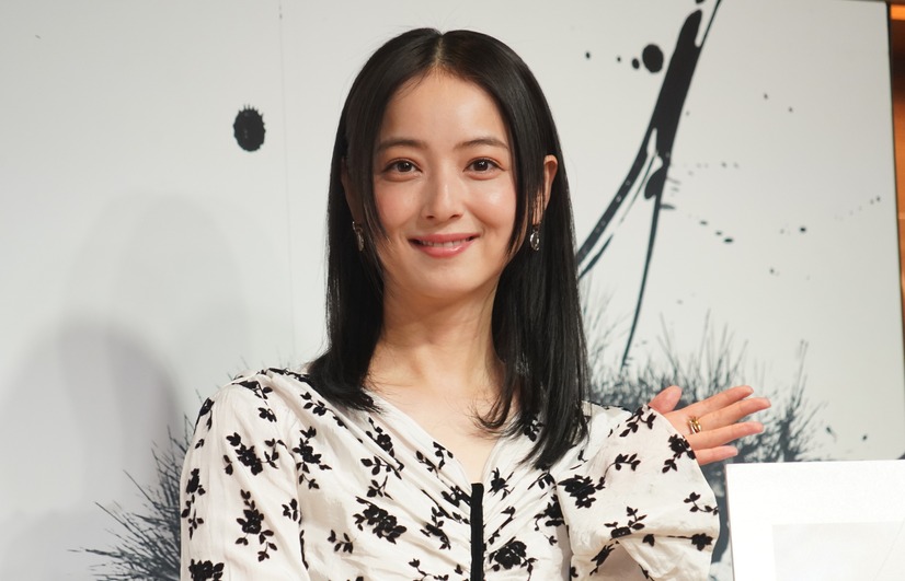 佐々木希（写真：竹内みちまろ）