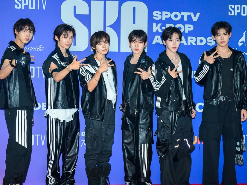 “JYP新人”KickFlip、新ALのトラックを一部公開！メンバーが選ぶ「最も青春らしい曲」は？