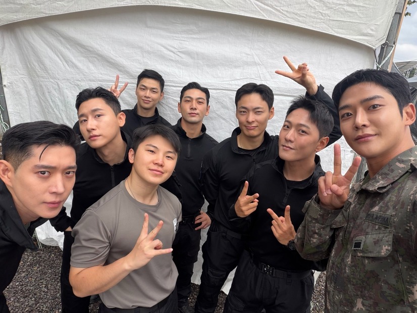 SEVENTEEN・ウジ、ロウン、カン・ダニエルら“兵役中スター”が大集合！豪華共演SHOTが話題