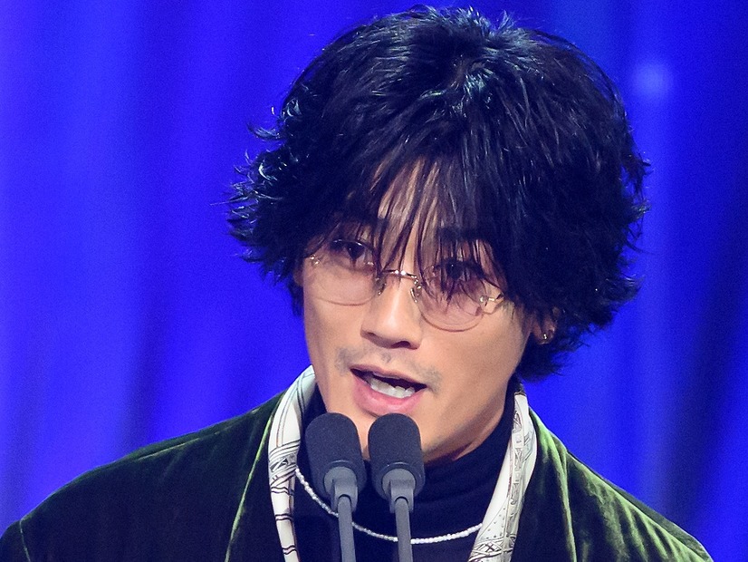 赤西仁が中村ゆりさん追悼…ソウルドラマアワード出席、『匿名の恋人たち』でアジアスター賞受賞