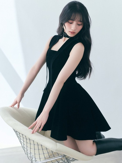 SNIDEL、乃木坂46・川﨑桜を起用した冬コレクションを先行予約