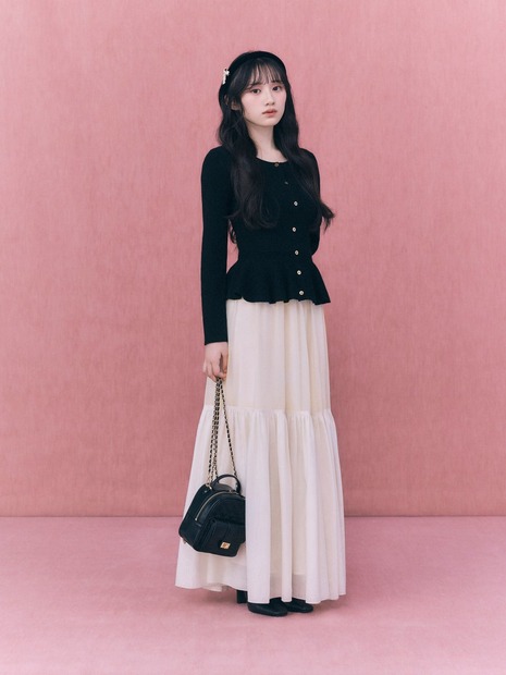 SNIDEL、乃木坂46・川﨑桜を起用した冬コレクションを先行予約