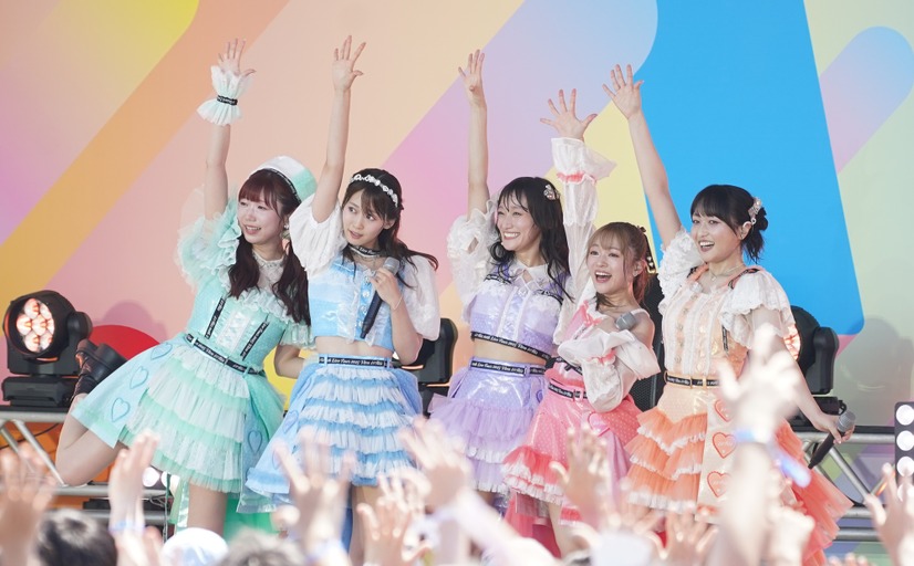 i☆RIS【写真：竹内みちまろ】