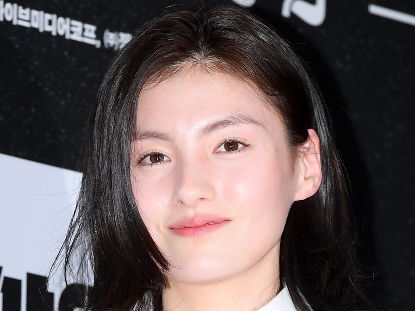 “キム・ゴウンの親友”女優キム・ヨンジ、電撃結婚！参列した芸能人の結婚式写真で明らかに