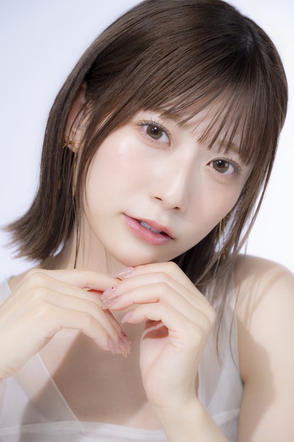 東村芽依