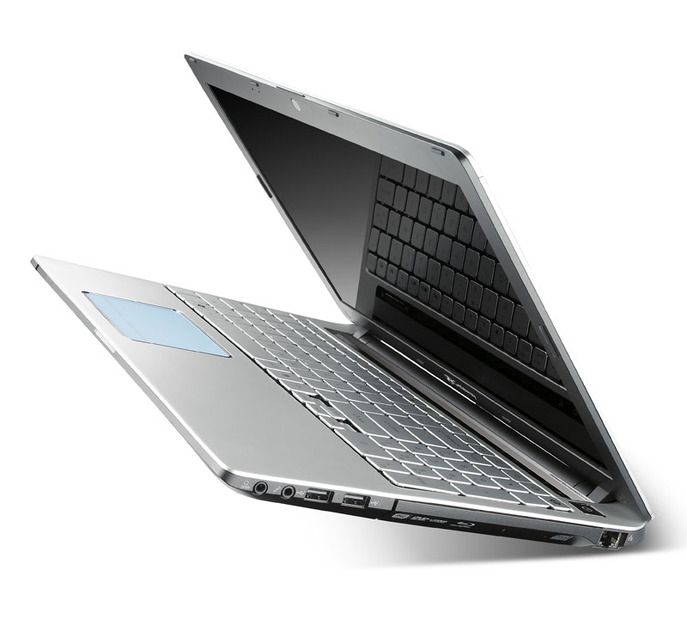 “光るタッチパッド”のA4ノート「ID59C-GN54E/F」