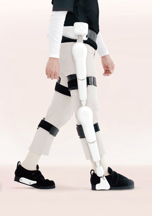 脚力・歩行機能をサポートする自律動作支援ロボット「HAL」
