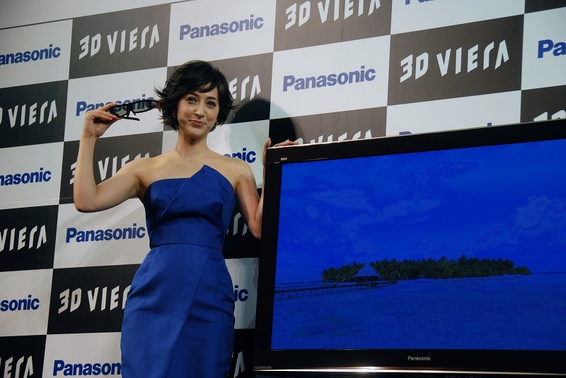 3D VIERAと並ぶ滝川さん
