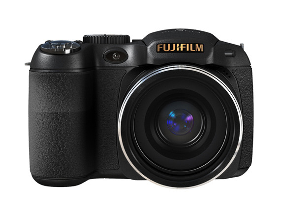 「FinePix S2800HD」正面