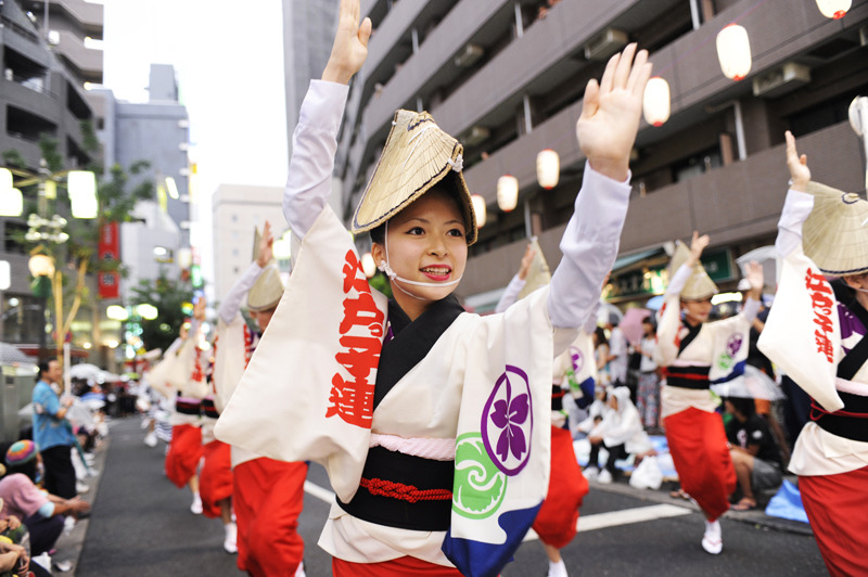 （C）NPO 法人東京高円寺阿波おどり振興協会