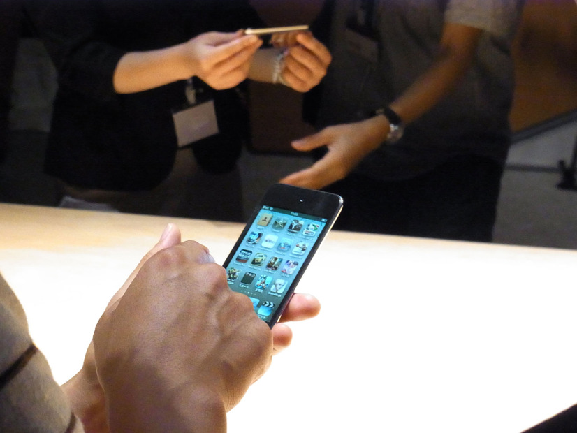 iPod touchのタッチ感もよりスムーズになった印象