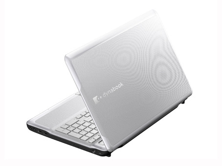 「dynabook Qosmio T560／T4シリーズ」（ベルベッティホワイト）