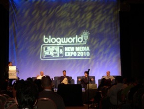 パネリスト： Jim Kukral （司会）, Anita Campbell, Darren Rowse, John Chow, Jeremy Shoemaker