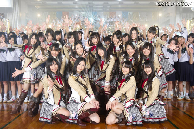 「1！2！3！4！ ヨロシク！」PV撮影時のSKE48。生番組には選抜メンバー6人が出演