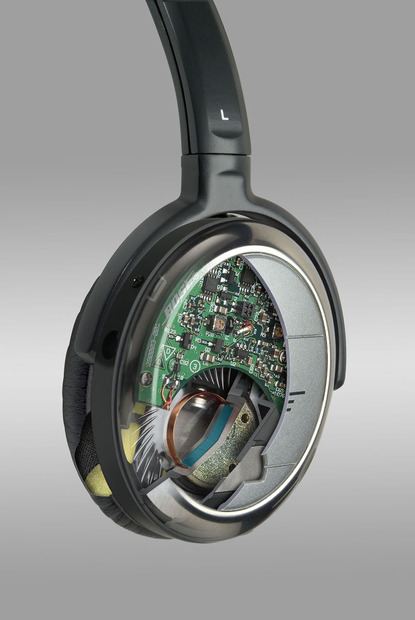 「QuietComfort 3」の内部構造