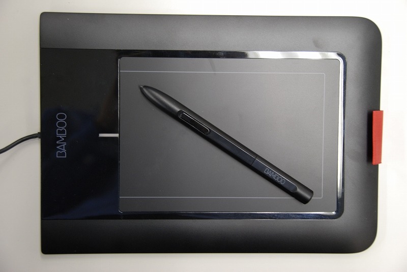 機能を最小限に、価格を抑えたビギナー向けのペンタブレット「Bamboo Pen」