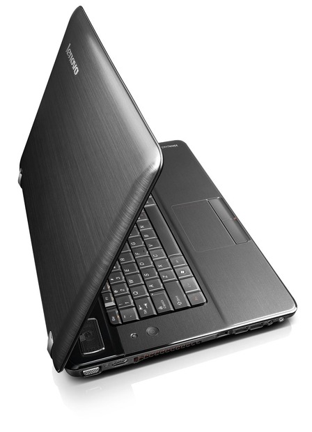 IdeaPad Y560p（背面）