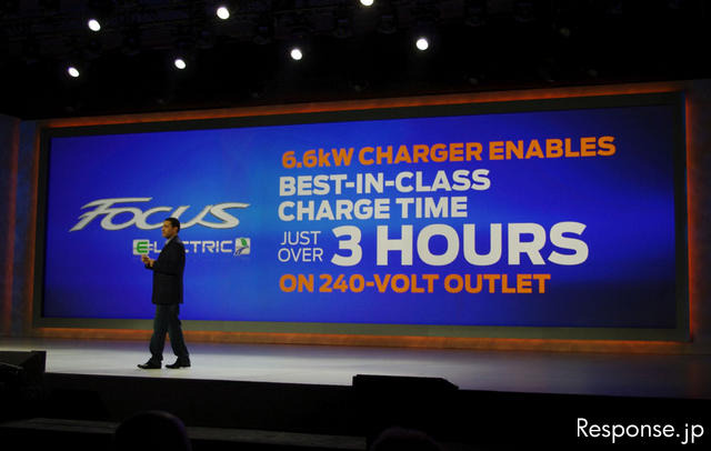 2011 International CES フォーカス エレクトリックの充電時間は240V電源で3時間