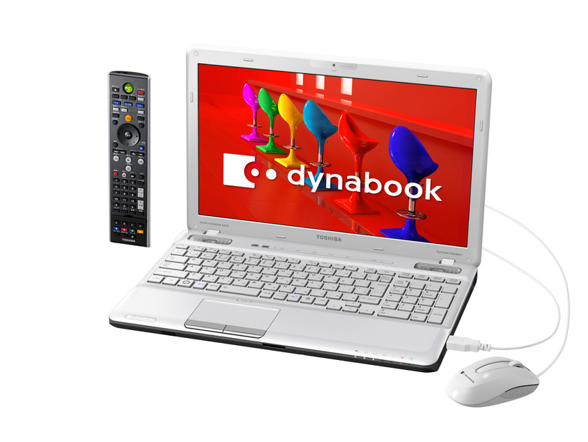 「dynabook Qosmio T550/T4B」（ベルベッティホワイト）