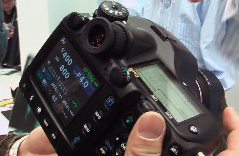 【ビデオニュース】有効画素数4000万画素の中判デジタルカメラ「PENTAX 645D」