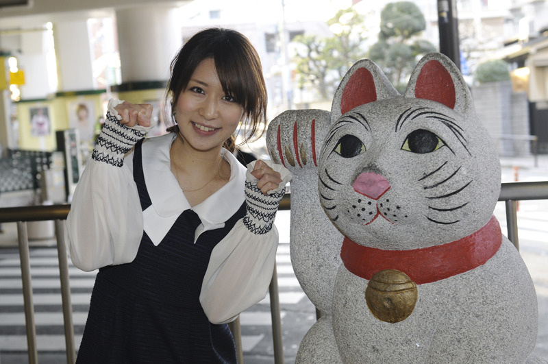 小田急線の豪徳寺駅も近いんです。ここにも招き猫が