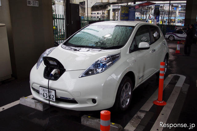 オリックスと東京都道路整備保全公社 カーシェアリングに利用されるリーフ