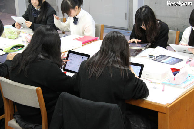 広尾学園、4月よりiPad 2を導入しグローバル人材教育を開始 グループでソーシャルコミュニケーションを体験