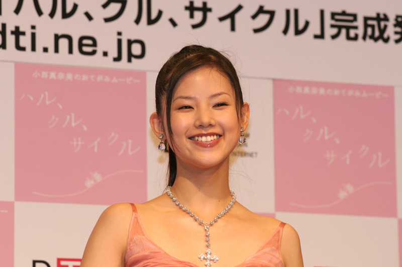 　DTIは、「春のDTIキャンペーン」を3月1日より開催する。おもに新生活者へのキャンペーンで「DITで始める新生活。「ハル、クル、プレゼントキャンペーン」というもの。東京の帝国ホテルで発表会が開催され、女優の小西真奈美さんによる挨拶も行われた。