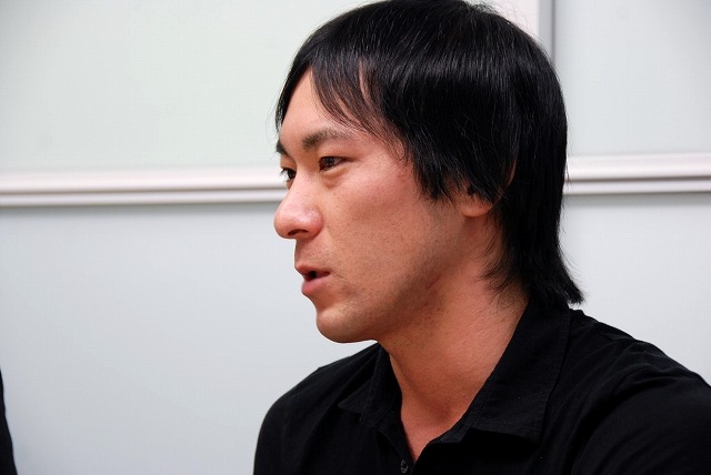 「TG Ad for iPhone」のクライアント層について、青井氏「サービス開始当初はほぼ個人だったものの、最近では法人クライアントの割合も3割程まで上がってきた」