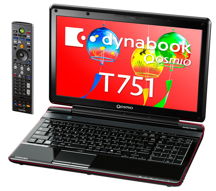 15.6型「dynabook Qosmio T751」斜め